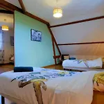 La Du D'orient Hébergement de vacances Géraudot